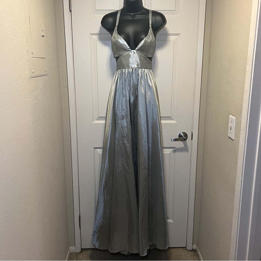 Silver Metallic Gray Cut-Out Formal Prom Gown Evening Futuristic Dress US10